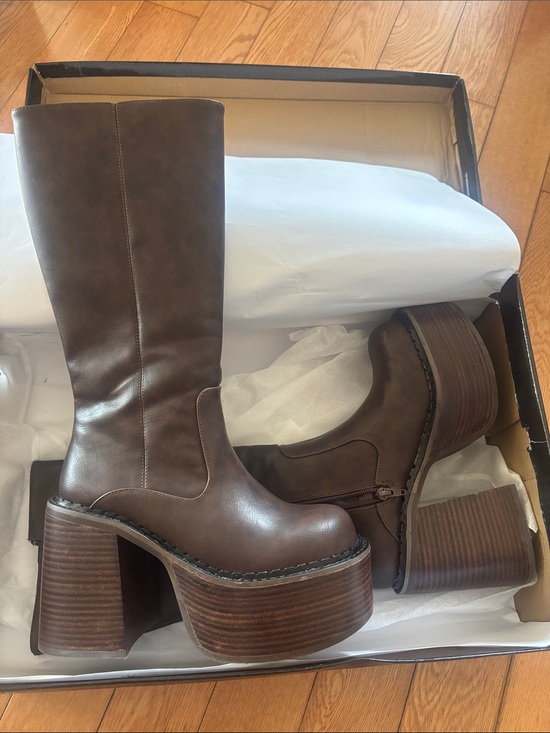 dELiA*s Shoes - DELiA’s Vintage Soul Knee High Boots Women’s Platform Mid-Calf Boot in Brown